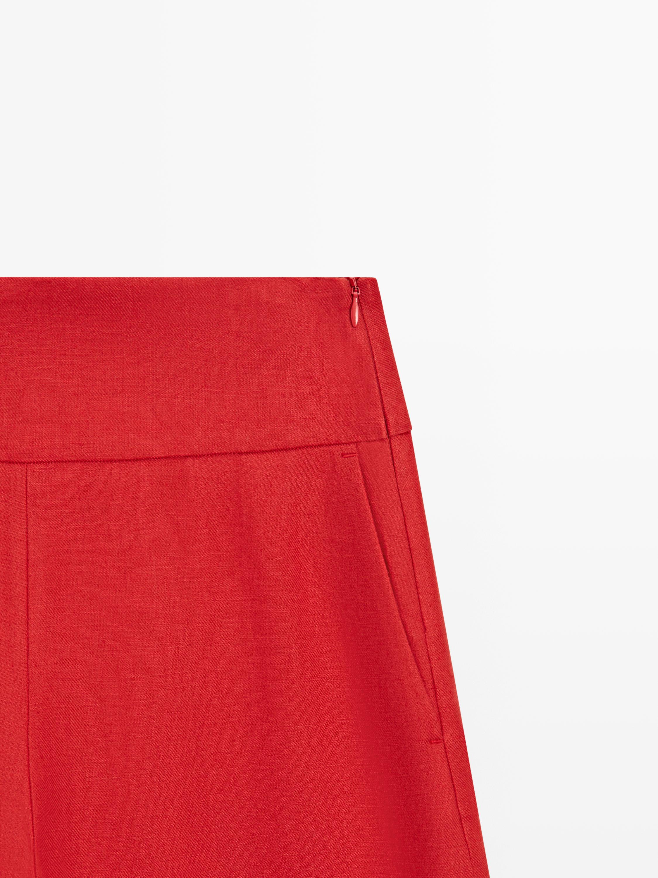 Voluminous linen trousers